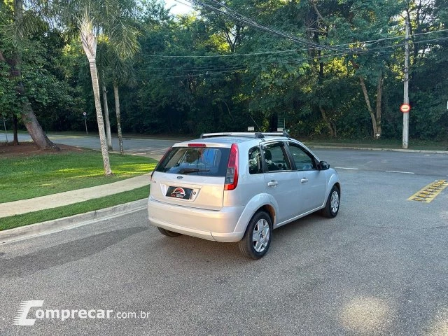 FIESTA HATCH - 1.6 ROCAM SE PLUS 8V 4P MANUAL