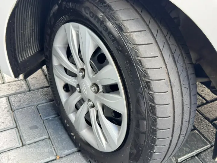 HB20S 1.6 Comfort Plus 16V