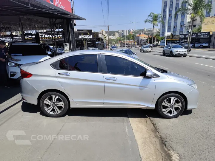 CITY 1.5 EX Sedan 16V