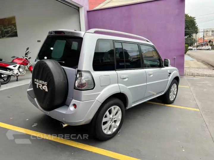 Pajero TR4 2.0 Flex 16V 4X2 Aut.