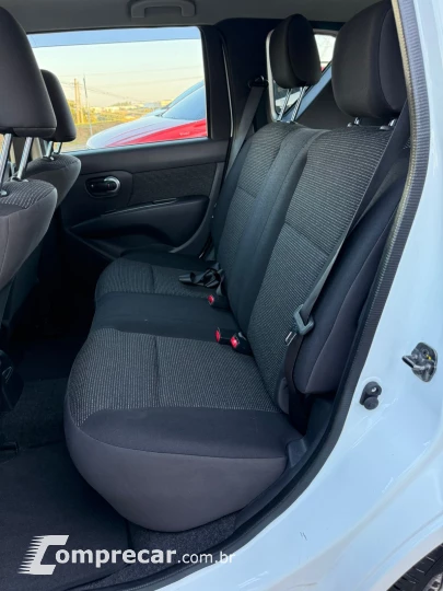 LIVINA 1.6 S 16V