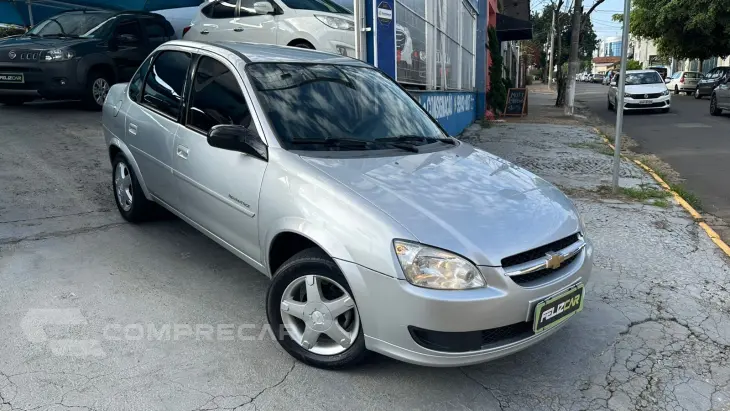 CLASSIC 1.0 MPFI Advantage 8V