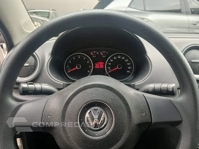 VOYAGE - 1.0 MI 8V 4P MANUAL