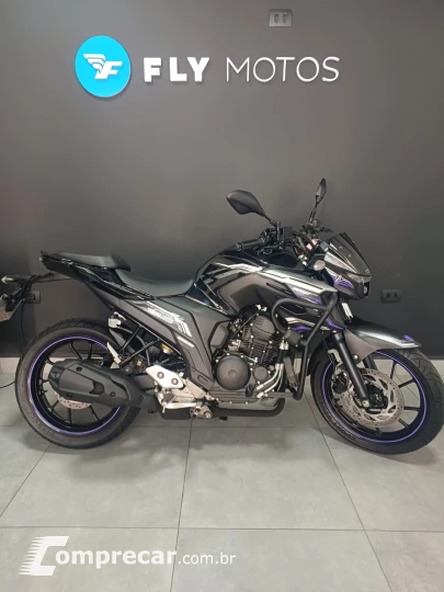 FZ25 FAZER LE (PANTERA NEGRA)