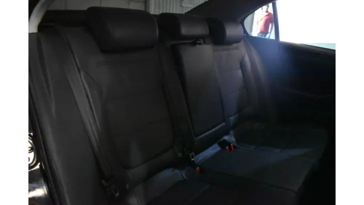 JETTA - 2.0 COMFORTLINE 4P MANUAL