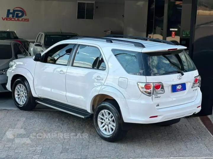 HILUX SW4 4X2SR