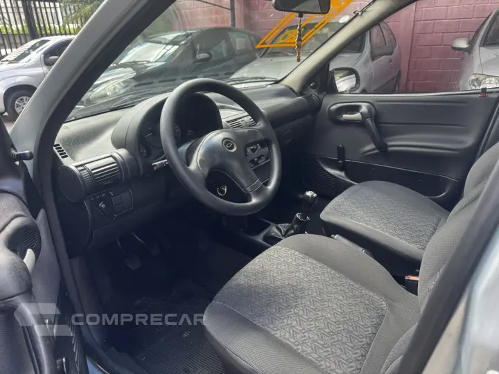 Classic Sedan 1.0 4P FLEX LIFE