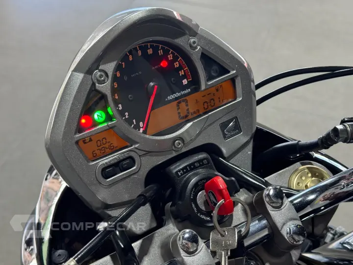 CB 600F HORNET