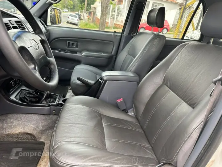 Hilux SW4 4x4 3.0 8V TB Diesel