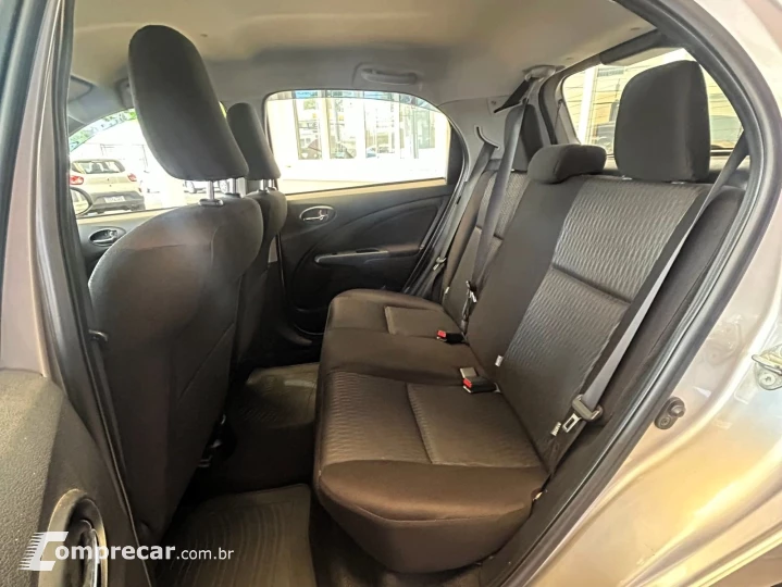 ETIOS 1.5 XS 16V FLEX 4P AUTOMÁTICO