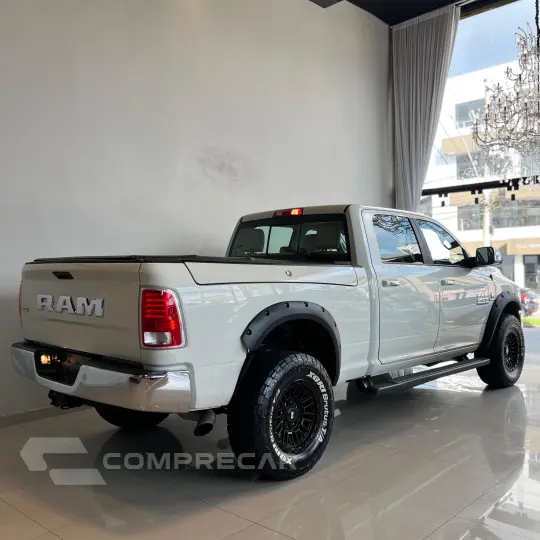 2500 6.7 I6 Turbo Laramie CD 4X4