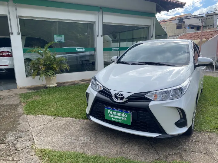 YARIS 1.5 16V Sedan XL