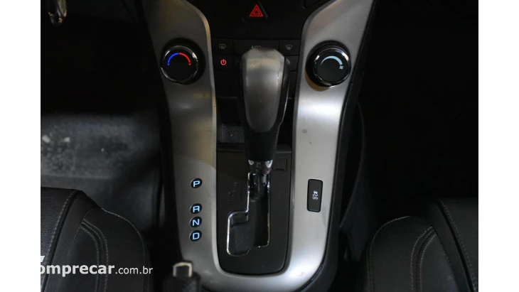 CRUZE SEDAN - 1.8 LT 16V 4P AUTOMÁTICO