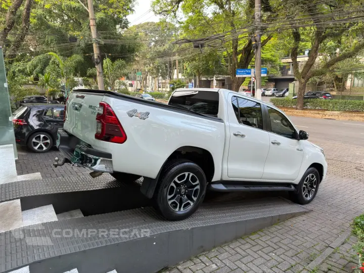 HILUX 2.8 D-4d Turbo CD SRX 4X4