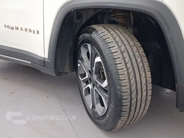 COMMANDER 1.3 T270 TURBO FLEX LIMITED AT6