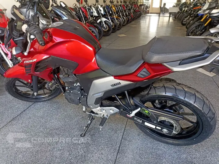 FZ25 250 FAZER FLEX