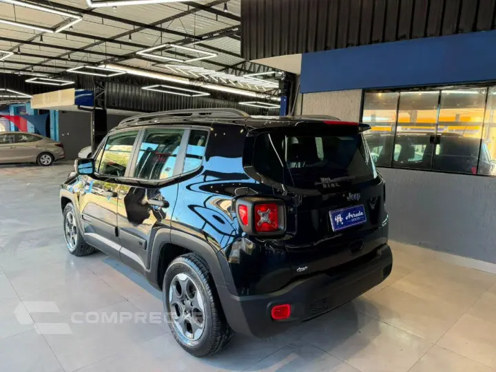 Renegade 1.8 4x2 Flex 16V Aut.