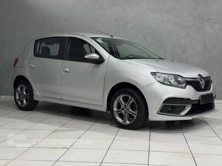 SANDERO 1.6 GT Line Limited