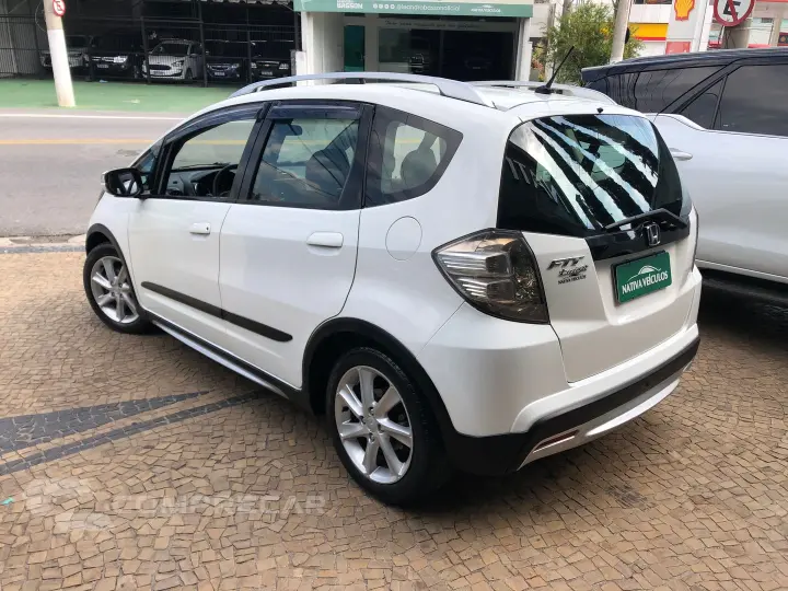 Fit 1.5 Twist 16V Flex 4P Automático