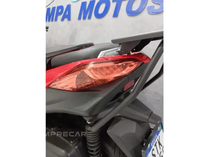 XMAX 250 ABS