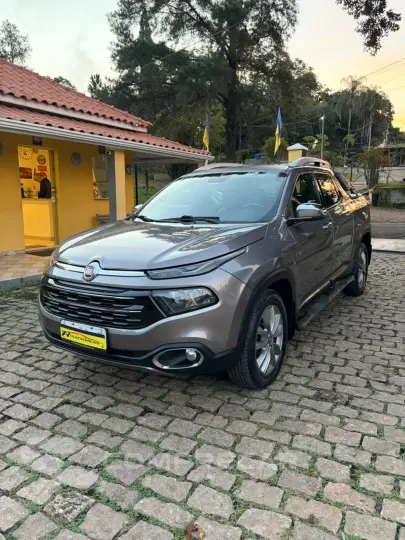 TORO 2.0 16V Turbo Ranch 4WD AT9
