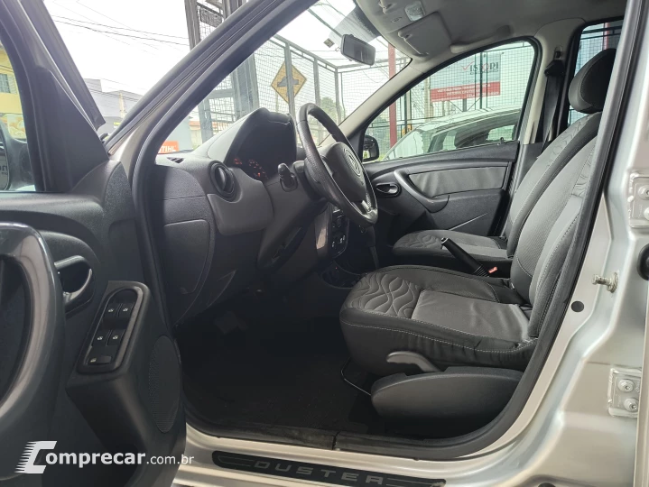 DUSTER 2.0 Tech Road II 4X2 16V