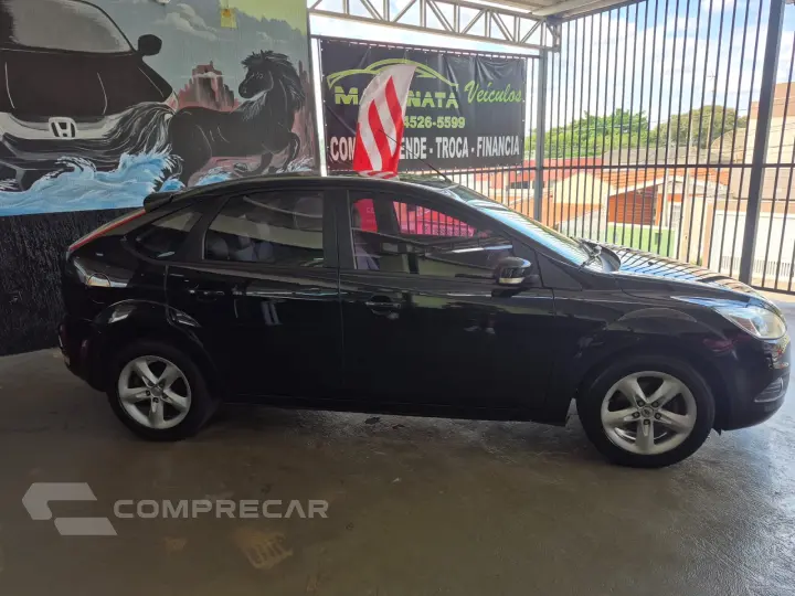 FORD FOCUS 2.0 HAT