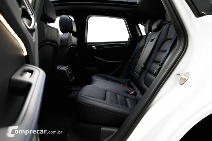 MACAN 2.0 Turbo