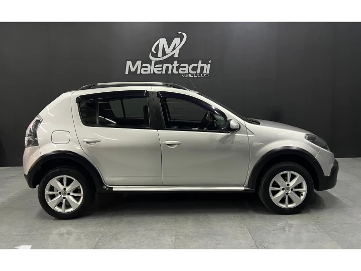 SANDERO 1.6 STEPWAY 16V FLEX 4P AUTOMÁTICO