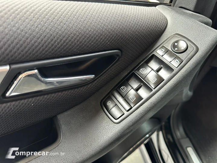 B 200 2.0 8V TURBO GASOLINA 4P AUTOMÁTICO