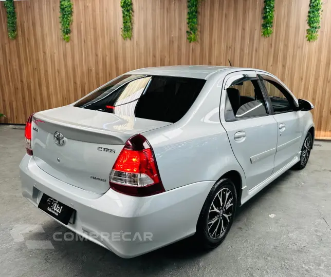 ETIOS 1.5 Platinum Sedan 16V