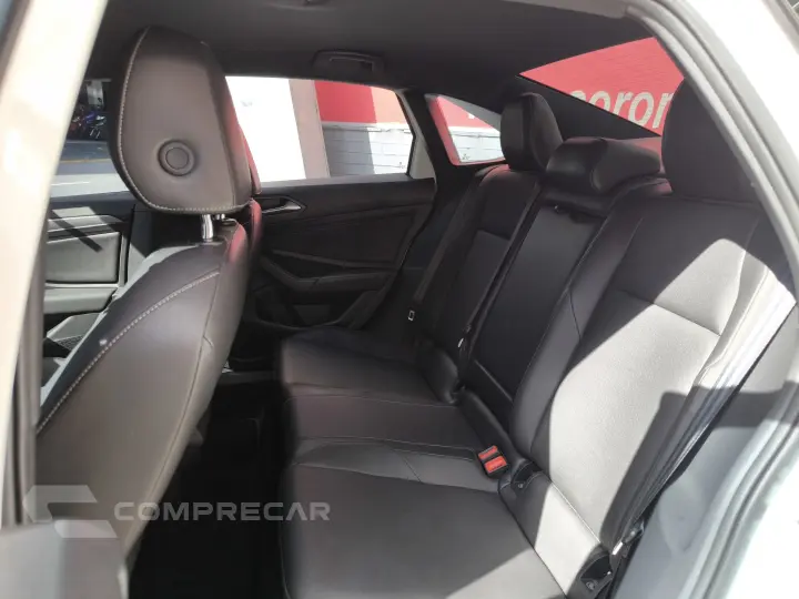 JETTA 1.4 250 TSI TOTAL FLEX R-LINE TIPTRONIC