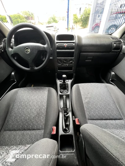 ASTRA 2.0 MPFI Advantage 8V