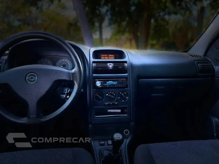 ASTRA 2.0 MPFI Advantage 8V