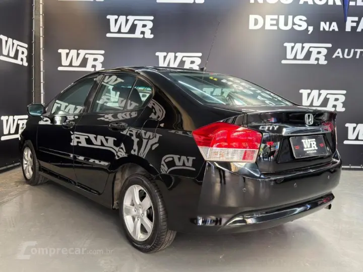 CITY 1.5 LX Sedan 16V