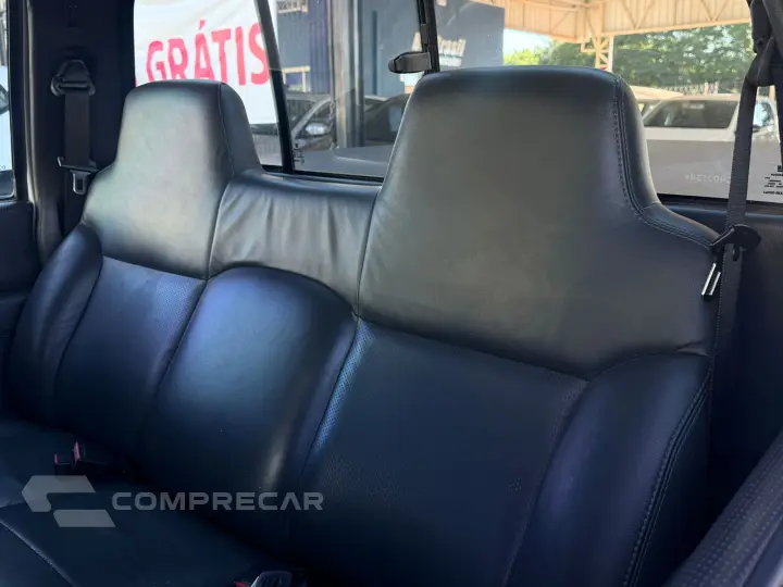 S10 2.4 MPFI Executive 4X2 CD 8V