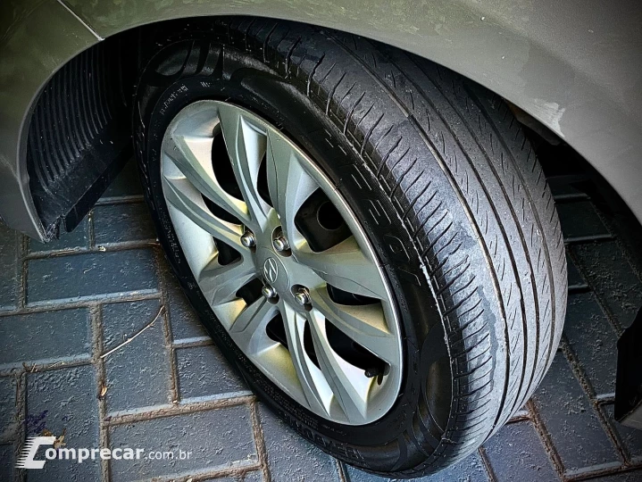 HB20S 1.6 Comfort Plus 16V