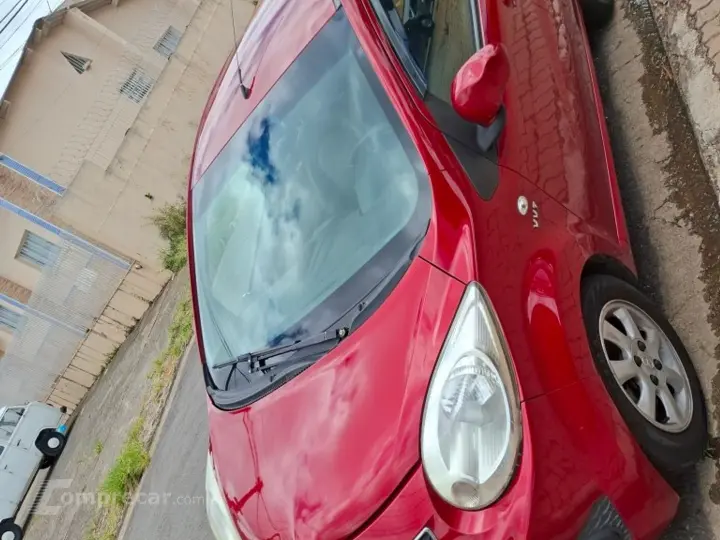 J2 1.4 16V Gasolina 4P Manual