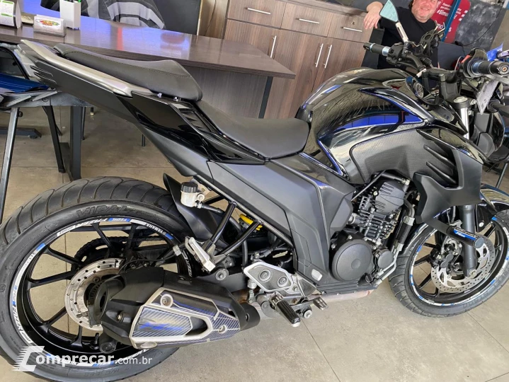 FZ 25 FAZER 250