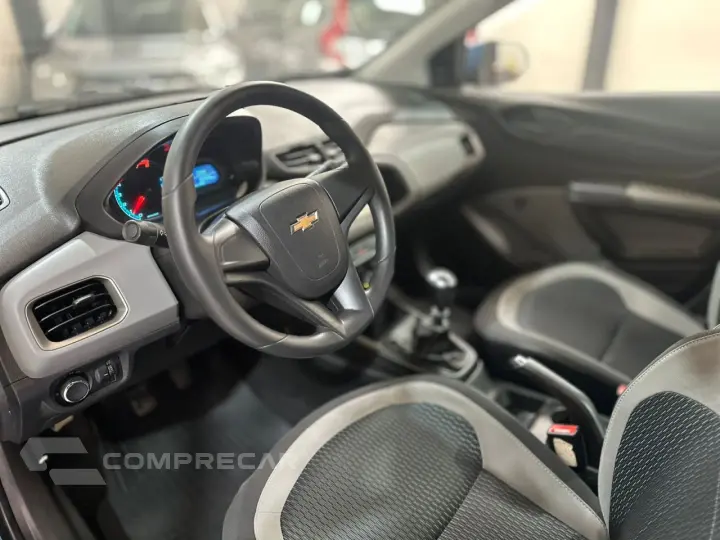 Onix Hatch 1.0 4P FLEX LT PLUS