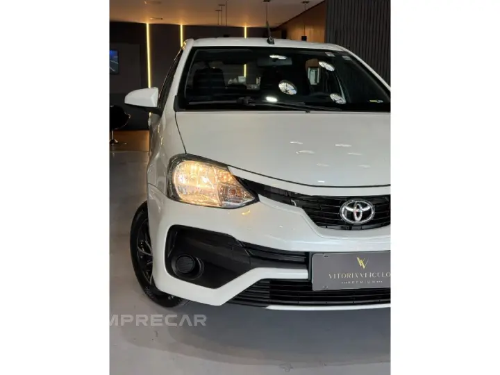 ETIOS 1.5 XS 16V FLEX 4P AUTOMATICO