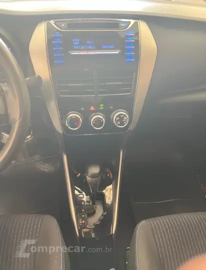 YARIS 1.5 16V Sedan XL