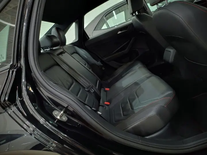 JETTA 2.0 350 TSI GASOLINA GLI DSG