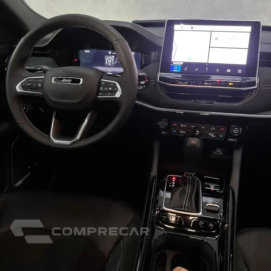 Commander Black Hurricane 2.0 4x4 TB Aut