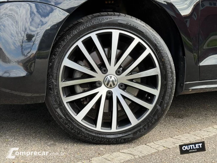 JETTA 2.0 TSI HIGHLINE 200CV GASOLINA 4P TIPTRONIC