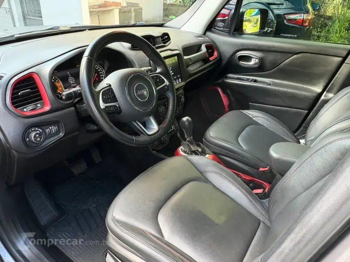 RENEGADE 2.0 16V Turbo Trailhawk 4X4