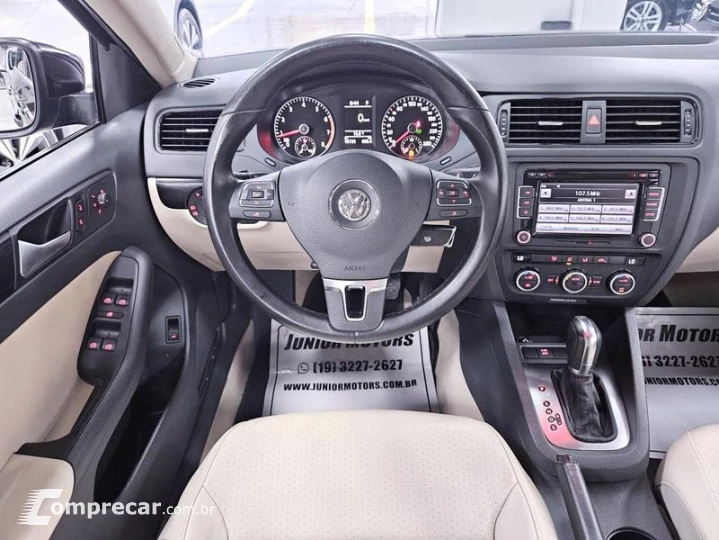 JETTA 2.0 COMFORTLINE FLEX 4P AUT
