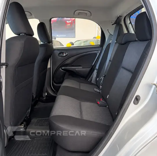ETIOS HB XS 15 AT