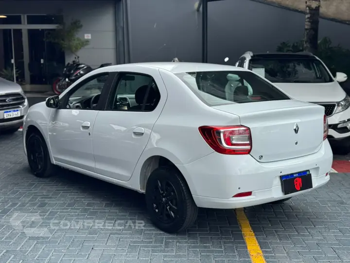 LOGAN 1.6 Expression 8V