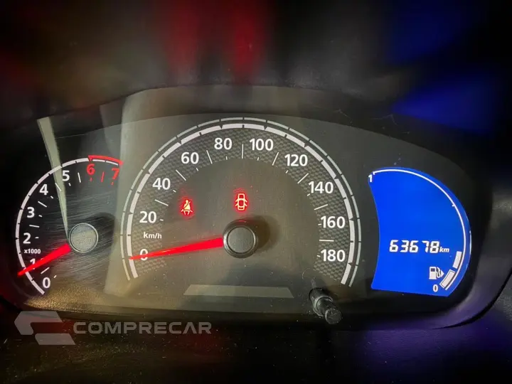 Kwid 1.0 12V Sce Flex Outsider Manual